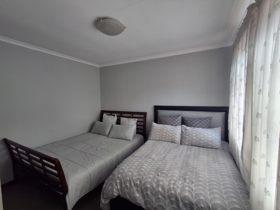 To Let 3 Bedroom Property for Rent in Summerstrand Eastern Cape